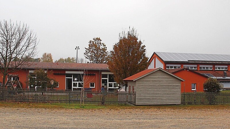 Kindergarten und Mehrzweckhalle werden nun mit Wärme der Zilk Biogas GbR versorgt.