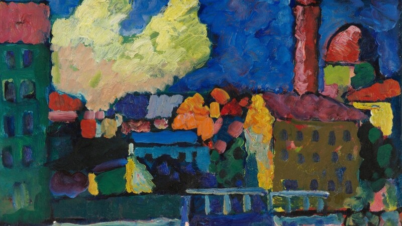 Wassily Kandinskys "Vor der Stadt" von 1908 besticht mit "typischen" Farben des "Blauen Reiters".