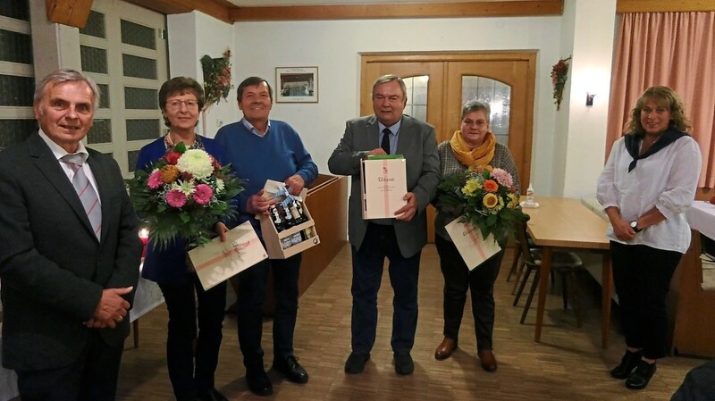 Die geehrten Familien Steinberger (ebenfalls 40 Jahre).  Foto: Sonja Gonschorek