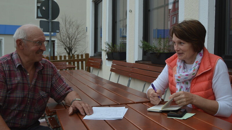Gesprächspartner waren Kreisbäuerin Angelika Graf und Ortsobmann des BBV Andreas Strasser.