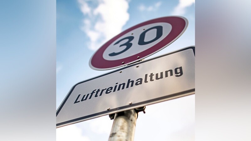 CSU fordert, dass die Geschwindigkeitsbegrenzung in der Weißenburgstraße überprüft wird.