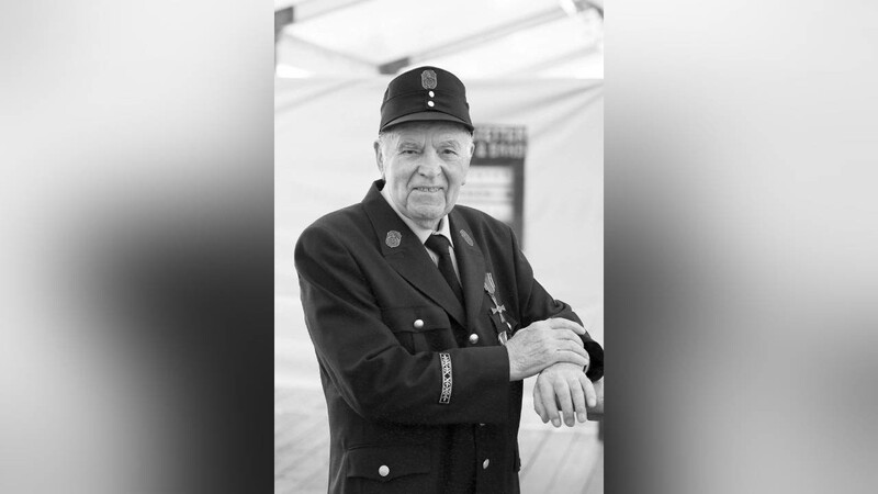 Ludwig Stübinger engagierte sich sein Leben lang beim BRK und der Feuerwehr. Nun ist er im Alter von 91 Jahren verstorben.