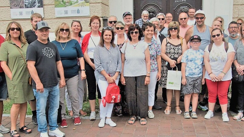Die Besuchergruppe aus der französischen Partnerstadt Liancourt besuchte mit ihren Gastgebern unter anderem das Stadtmuseum, wo man viel über die Geschichte der Hopfenstadt erfahren konnte.