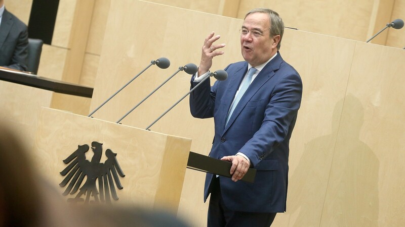 Armin Laschet hält am Freitag seine letzte Rede als Ministerpräsident im Bundesrat. Zur Lage in der CDU äußerte er sich nicht.