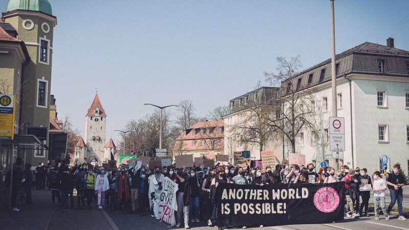 Die Klimaaktivisten von "Fridays for Future" veranstalten am 23. September eine Großdemonstration in Regensburg.