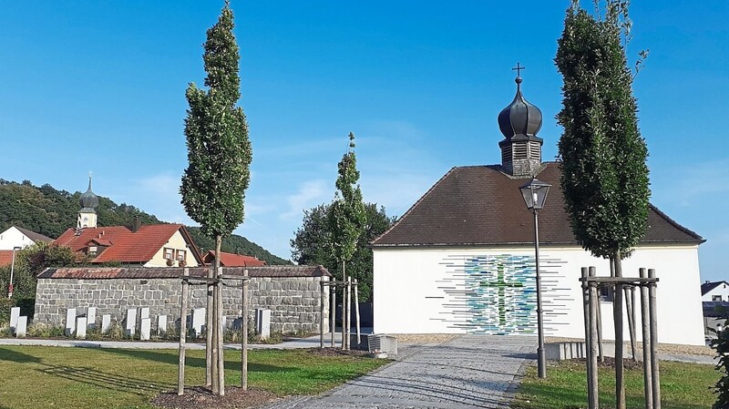 Seit 2012 wurden in die gemeindlichen Bestattungseinrichtungen 870 000 Euro investiert. Die Gebührensatzung für den Friedhof in Wiesent bedurfte daher einer Änderung.