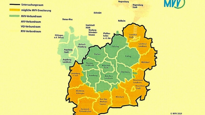 Durch die angestrebte Erweiterung mit den orange markierten Landkreisen würde sich der MVV-Verbundraum (grün gekennzeichnet) verdoppeln, wobei für die Region Landshut der angedachte "Überlappungstarif" mit dem Regensburger Verkehrsverbund (RVV) einen zusätzlichen Vorteil bedeuten würde.