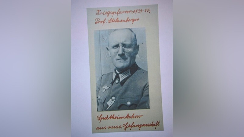 Ab 1939 diente Dr. Johannes Stelzenberger als Militärpfarrer und kam als Spätheimkehrer erst 1949 aus russischer Gefangenschaft zurück.