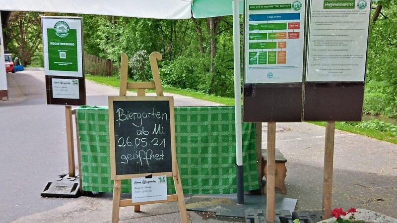 In den Startlöchern: Der Biergarten beim Gasthof Lindner-Bräu hat ab dem heutigen Mittwoch wieder geöffnet.