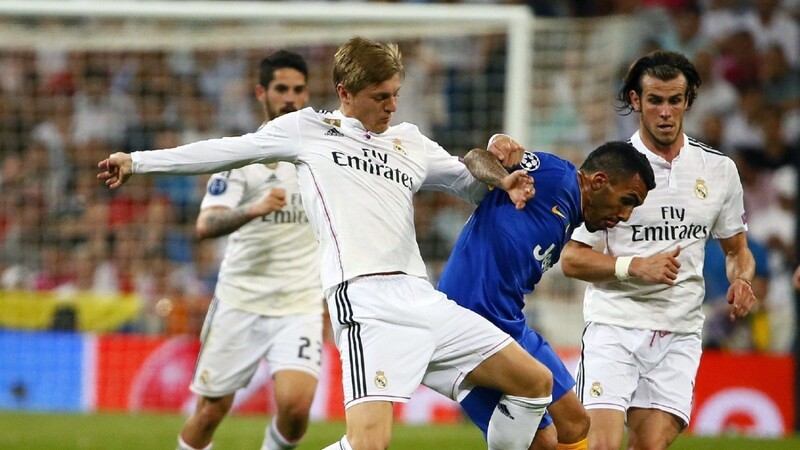 Toni Kroos ist bei Real Madrid mittlerweile unumstrittener Mittelfeldantreiber.