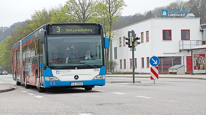 Die geplante Bus-App soll nicht nur für Landshut Fahrplanauskünfte liefern. Doch die Umsetzung erweist sich als komplizierter als gedacht.