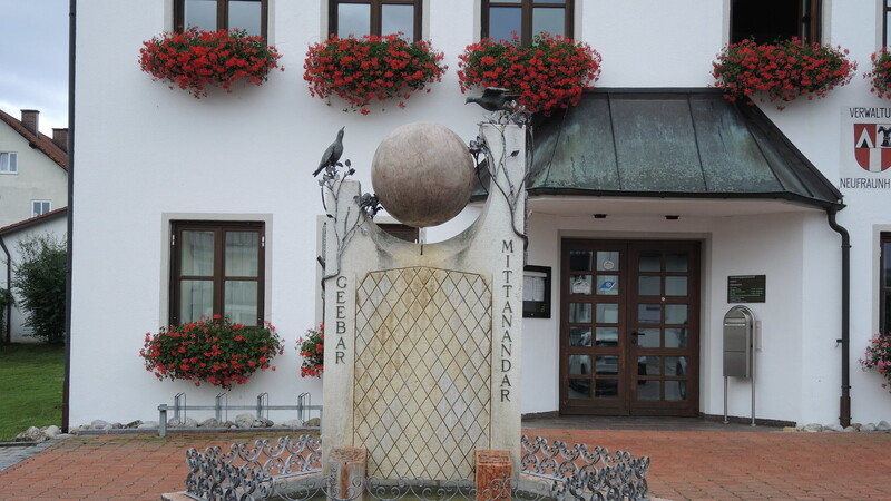 Das Rathaus der Verwaltungsgemeinschaft Velden bleibt ab sofort für den größten Teil des Besucherverkehrs geschlossen.