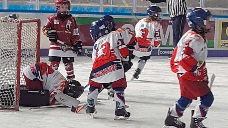 Die jungen Deggendorfer Eishockeycracks konnten zwei Unentschieden holen.