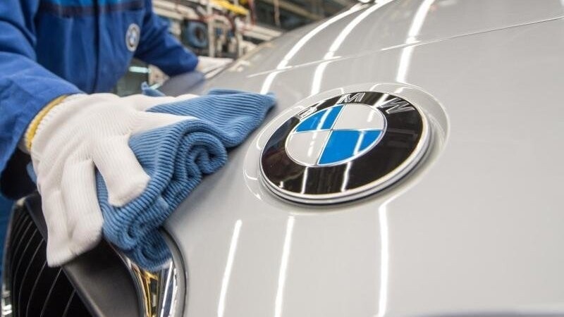 BMW investiert rund 60 Millionen Euro in einen nachhalterigen Lackierprozess. (Symbolbild)