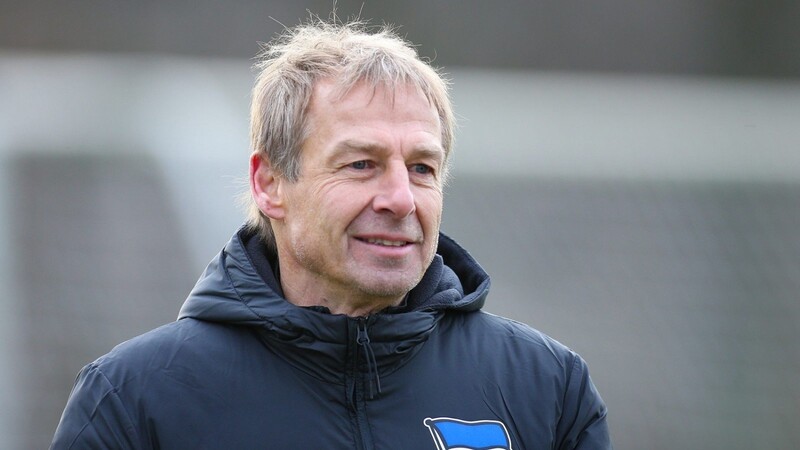 Jürgen Klinsmann trifft am Sonntag auf seinen Ex-Klub FC Bayern.