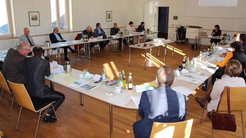 Der Kreisausschuss beschloss bei seiner Sitzung in Eschlkam ein umfangreiches Zuschusspaket.
