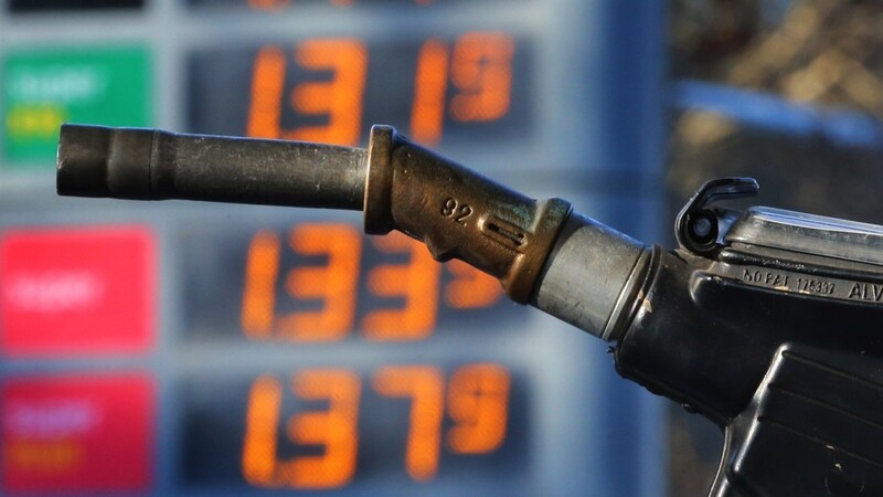 Geht es nach dem UBA, soll der Liter Diesel künftig um mehr als 70 Cent teurer werden.