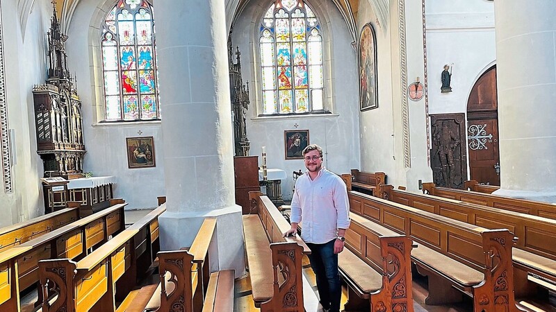 DA-Redakteur Andy Forster traf sich mit dem Pfarrgemeinderatssprecher Valentin Walk für ein Sommerinterview in der Stadtpfarrkirche St. Johannes.