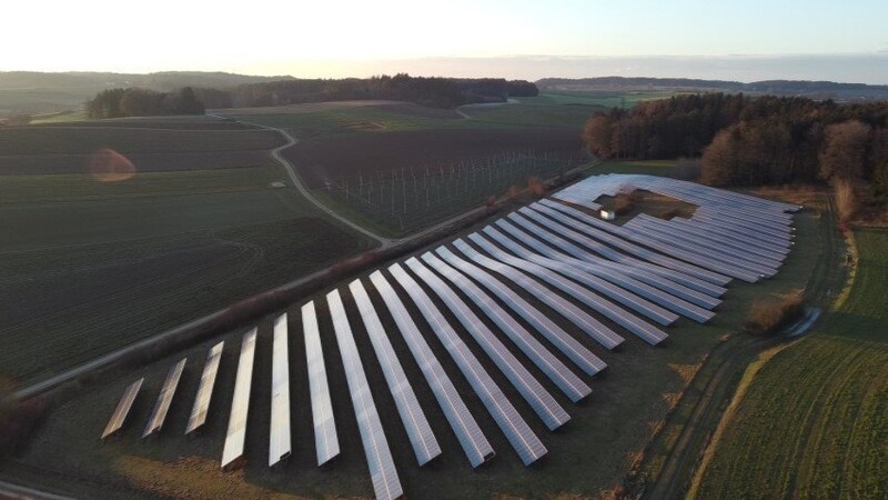 Die Marktgemeinde Pfeffenhausen ist offen für erneuerbare Energien und will weitere Photovoltaikanlagen bauen - dafür müssen jedoch zuerst die technischen Voraussetzungen geschaffen werden.