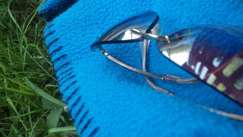 Die Sonnenbrille zählt zu den wichtigsten Accessoires im Sommer. David Voltz schoss dieses Beispielfoto bei einem Picknick mit Freunden.