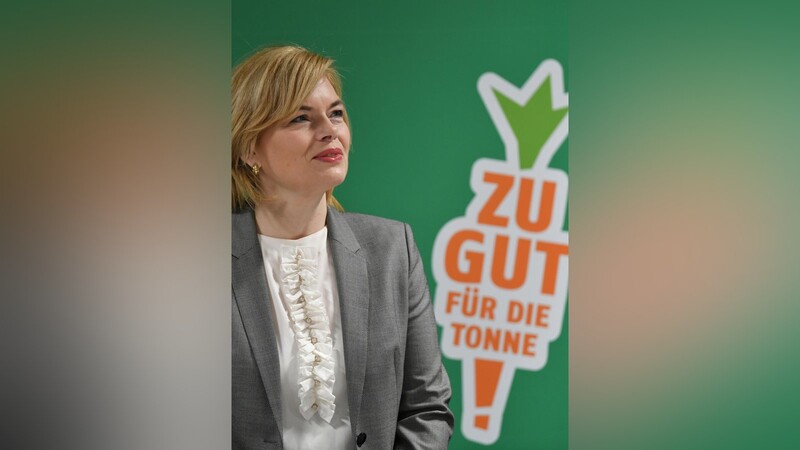 Julia Klöckner (CDU) hat in ihrem Ministerium viele Kampagnen gegen Lebensmittelverschwendung ins Leben gerufen. Oft wird das Mindestshaltbarkeitsdatum als Wegwerfdatum verstanden, viele Produkte sind aber noch länger genießbar.