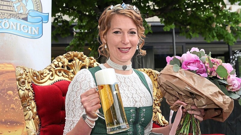 Als erste Oberpfälzerin krönte der bayerische Brauerbund Sarah Jäger zur Bierkönigin.