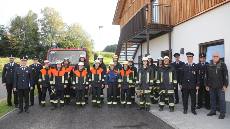 Erfolgreich absolvierten die beiden Gruppen der Feuerwehr Vilsheim ihre Prüfung.