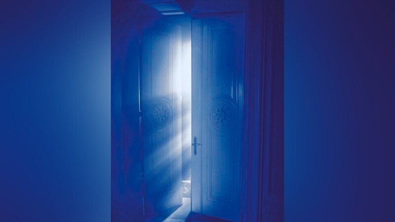 Die "Blaue Tür" der Diakonie ist für akut obdachlos gewordene Menschen mehr als nur ein Hoffnungsschimmer.