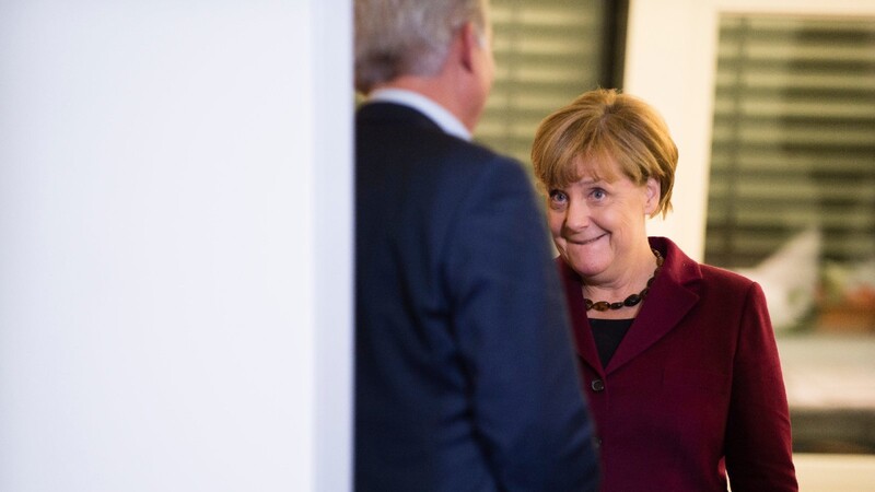Die Flüchtlingspolitik von Merkel erhitzt die Gemüter. Muss sie deshalb bald ihren Posten abgeben?