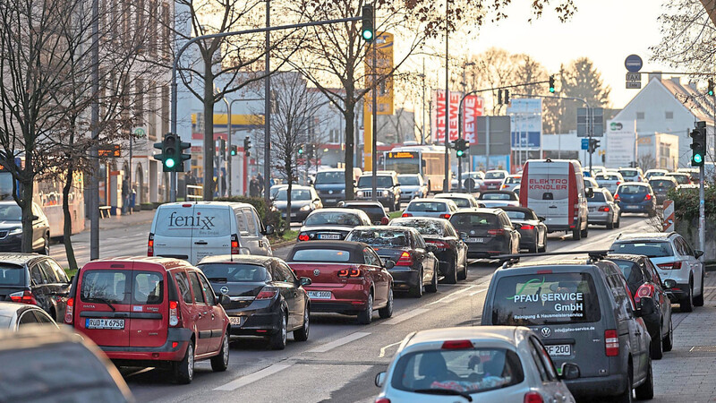Im hessischen Wiesbaden wurden Fahrverbote durch ein Maßnahmenpaket abgewendet.