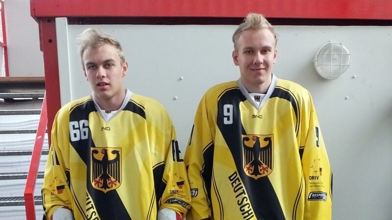 Nico (links) und Kevin Kroschinski wurden beim Turnier in Spaichingen mit der deutschen U19-Nationalmannschaft Vierte.