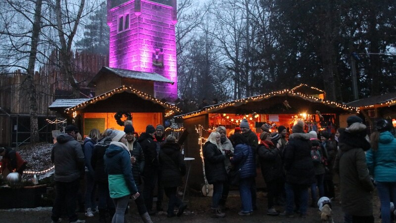 Die Festspielgemeinschaft lädt heuer am Samstag, 30. November, wieder zu ihrem Weihnachtsmarkt auf dem Ludwigsberg ein.