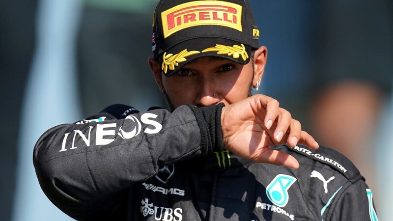 Ist während und nach dem Formel-1-Rennen in Silverstone rassistisch beleidigt worden: Lewis Hamilton.