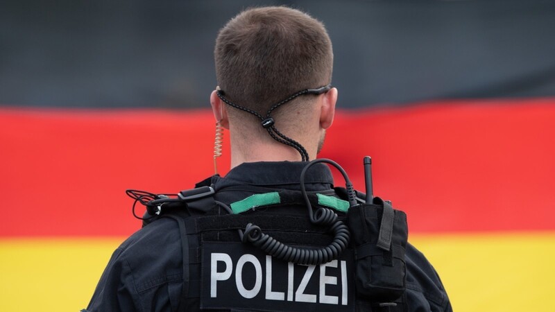 Bayern und Baden-Württemberg drohen Berlin unverhohlen damit, künftig keine Polizeikräfte mehr zur Unterstützung zu schicken.