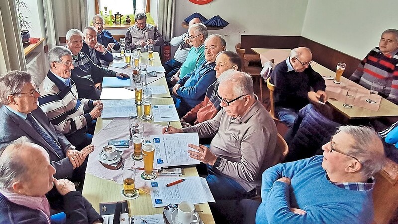 Die Reservisten-Kameradschaft traf sich zur Jahresversammlung im "Landshuter Hof".