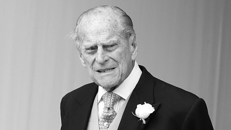 Prinz Philip, Herzog von Edinburgh und Ehemann von Königin Elizabeth, sei im Alter von 99 Jahren "an diesem Morgen auf Windsor Castle sanft entschlafen", wie der Buckingham Palast am Freitagmittag meldete.