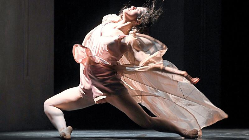 Die Stärke des Choreographen Yuki Mori liegt im abstrakten Tanz, in der vielschichtigen Auseinandersetzung mit der Musik.