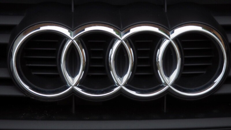Schon wieder ein Keyless-Go-Diebstahl in Ostbayern: Unbekannten Dieben fiel ein teurer Audi in die Hände. (Symbolbild)