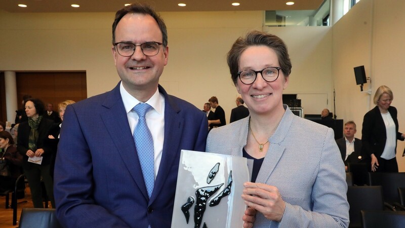 Friederike und Clemens Ladenburger haben den "Bürgerpreis der Zeitungen" erhalten.