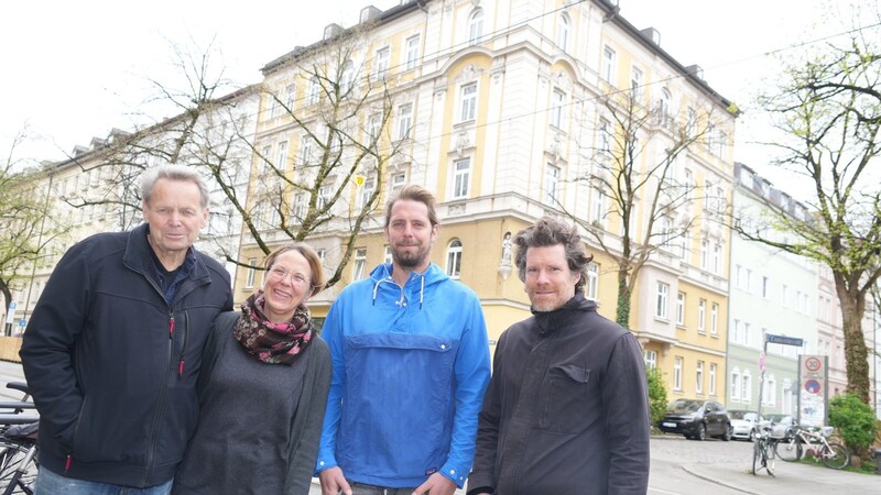 Diese Mieter wollen ihr Haus kaufen: Wolfgang Heidelmeyer, Katrin Göbel, Hendrik Wirschum und Andy Ebert.