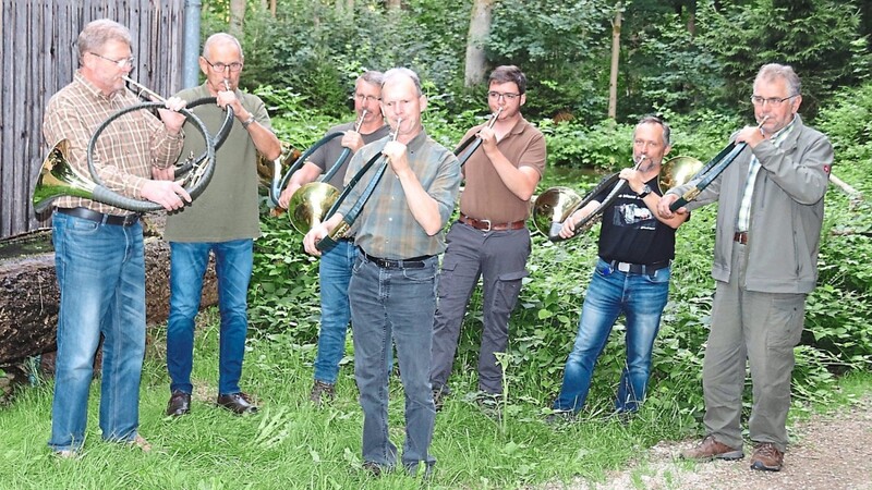 Die Waldmünchner Jagdhornbläser proben schon fleißig für das Landkreisbläsertreffen am kommenden Sonntag in Schönthal.