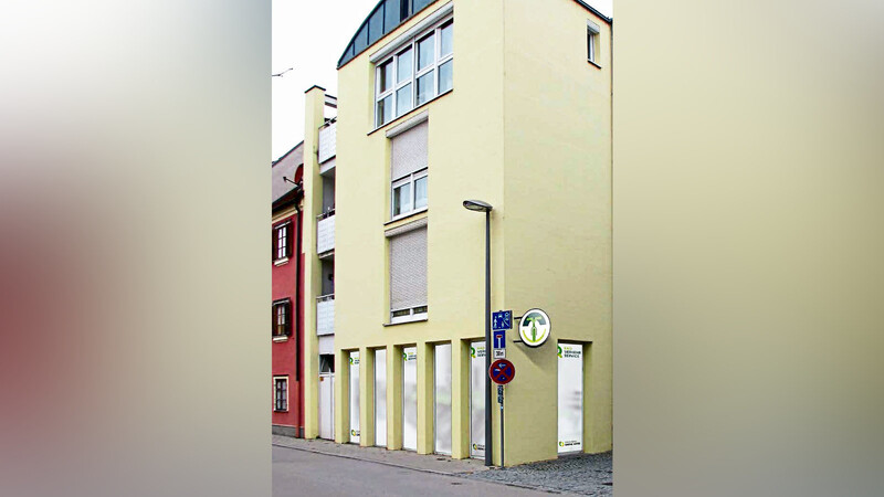 In diesem Eckhaus an Koppgasse/Am Platzl soll das erste Fahrradparkhaus der Stadt entstehen.
