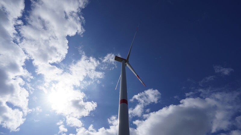 Die Gründe für das schleppende Vorankommen der Windkraft in Frankreich sind überwiegend politische, sagt der Deutsche Andreas Rüdinger, Experte für die Energiewende beim französischen Thinktank IDDRI.