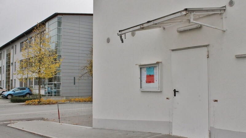 Nach zehn Jahren in der Stadtfeldstraße werden jetzt neue Räumlichkeiten für die Deggendorfer Tafel gesucht.
