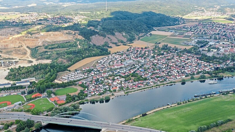 Schwabelweis liegt idyllisch an der Donau.