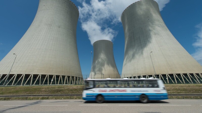 Nach einem Vorschlag der EU-Kommission sollen Investitionen in neue Atomkraftwerke als nachhaltig eingestuft werden können.