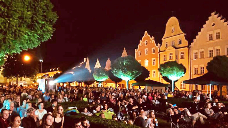 Rund 1500 Besucher besuchten die Veranstaltungen des ersten Landshuter Kino-Open-Airs.