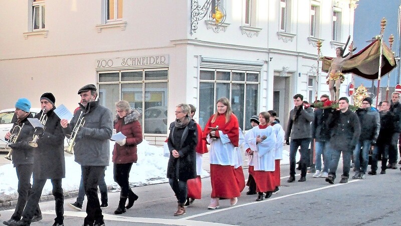 Die jährliche eucharistische Sebastiani-Prozession im Januar geht auf ein Gelübde in der Pestzeit zurück. Nun, da unser Land wieder von einer "Seuche" heimgesucht wird, bleibt den Gläubigen nichts anderes übrig, als alleine zu beten.