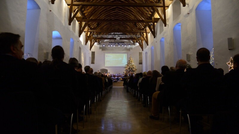 Zahlreiche Ehrengäste kamen zum Jahresschlussempfang der Stadt Straubing.