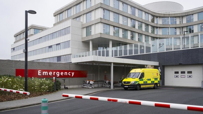 Das Krankenhaus Chirec Delta in Oudergem - Auderghem. Belgiens Außenministerin Sophie Wilmès wird wegen einer Covid-19-Erkrankung auf der Intensivstation behandelt. Die intensiv-Kapazitäten könnten in dem westeuropäischen Land bald erschöpft sein.